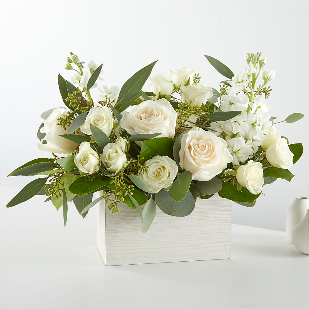 Fresh Linen Box Bouquet – SKIPS FLORIST & GIFTS, Toms River NJ