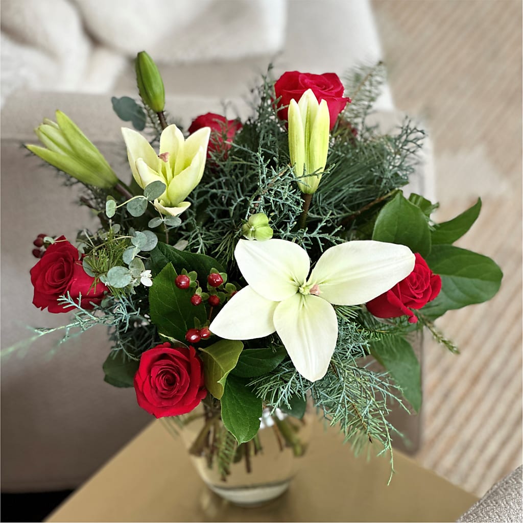 Glittering Lights Bouquet – SKIPS FLORIST & GIFTS, Toms River NJ