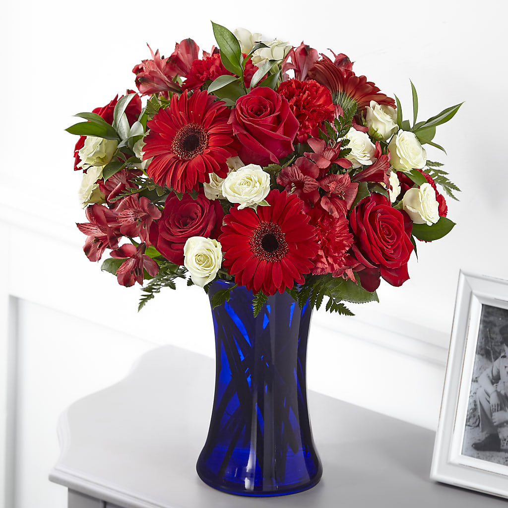 Hearts Embrace Bouquet – SKIPS FLORIST & GIFTS, Toms River NJ