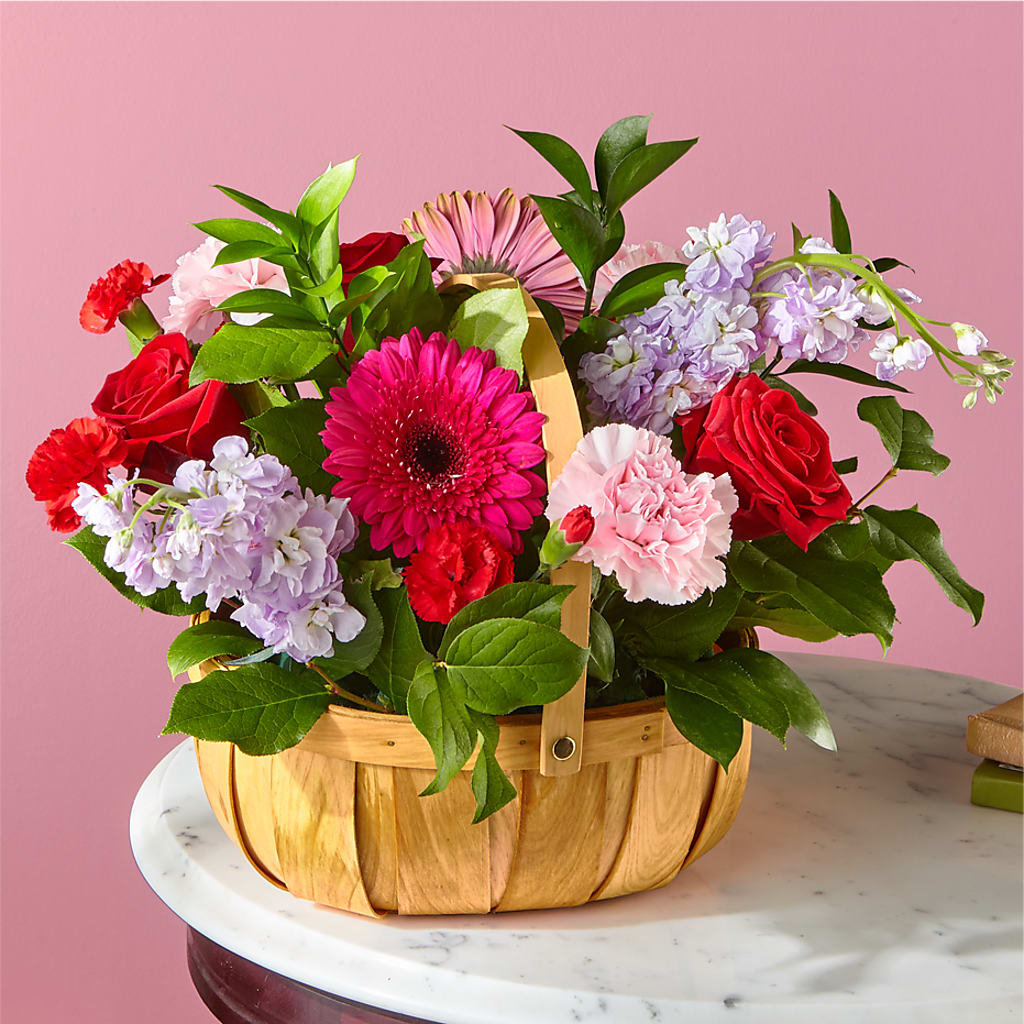 Pink Picnic Basket – SKIPS FLORIST & GIFTS, Toms River NJ