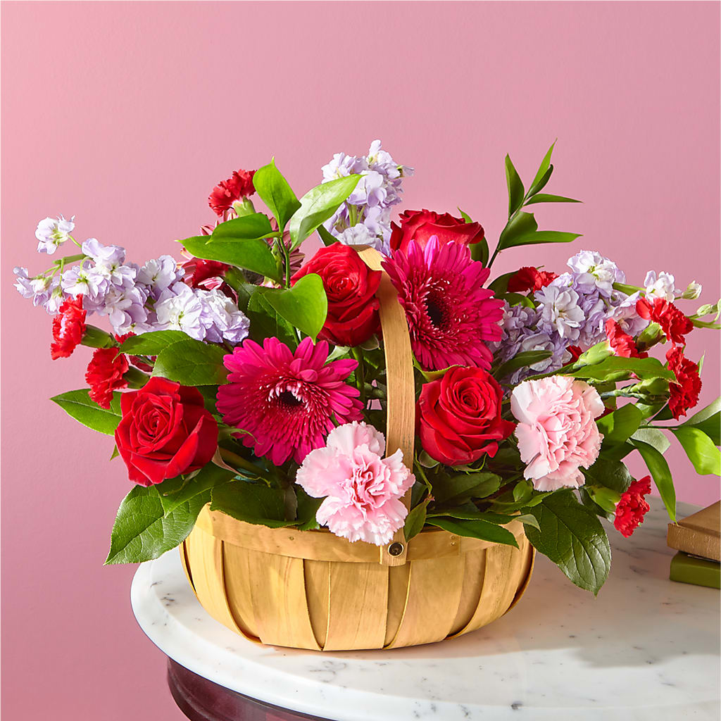 Pink Picnic Basket – SKIPS FLORIST & GIFTS, Toms River NJ