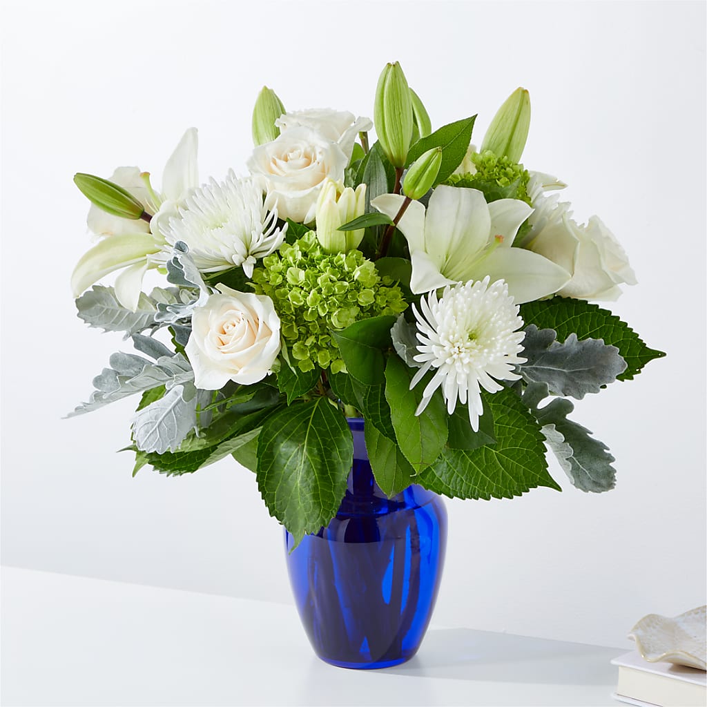 Snowy Dreams Bouquet – SKIPS FLORIST & GIFTS, Toms River NJ