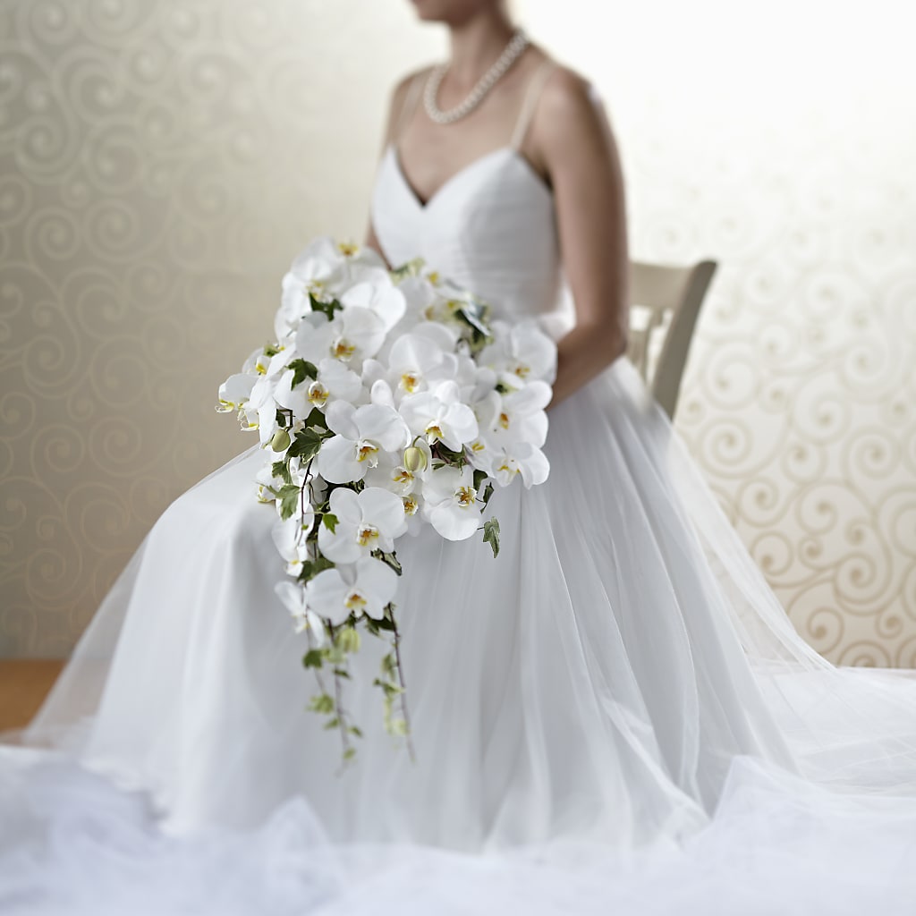 Classic White Bouquet – SKIPS FLORIST & GIFTS, Toms River NJ