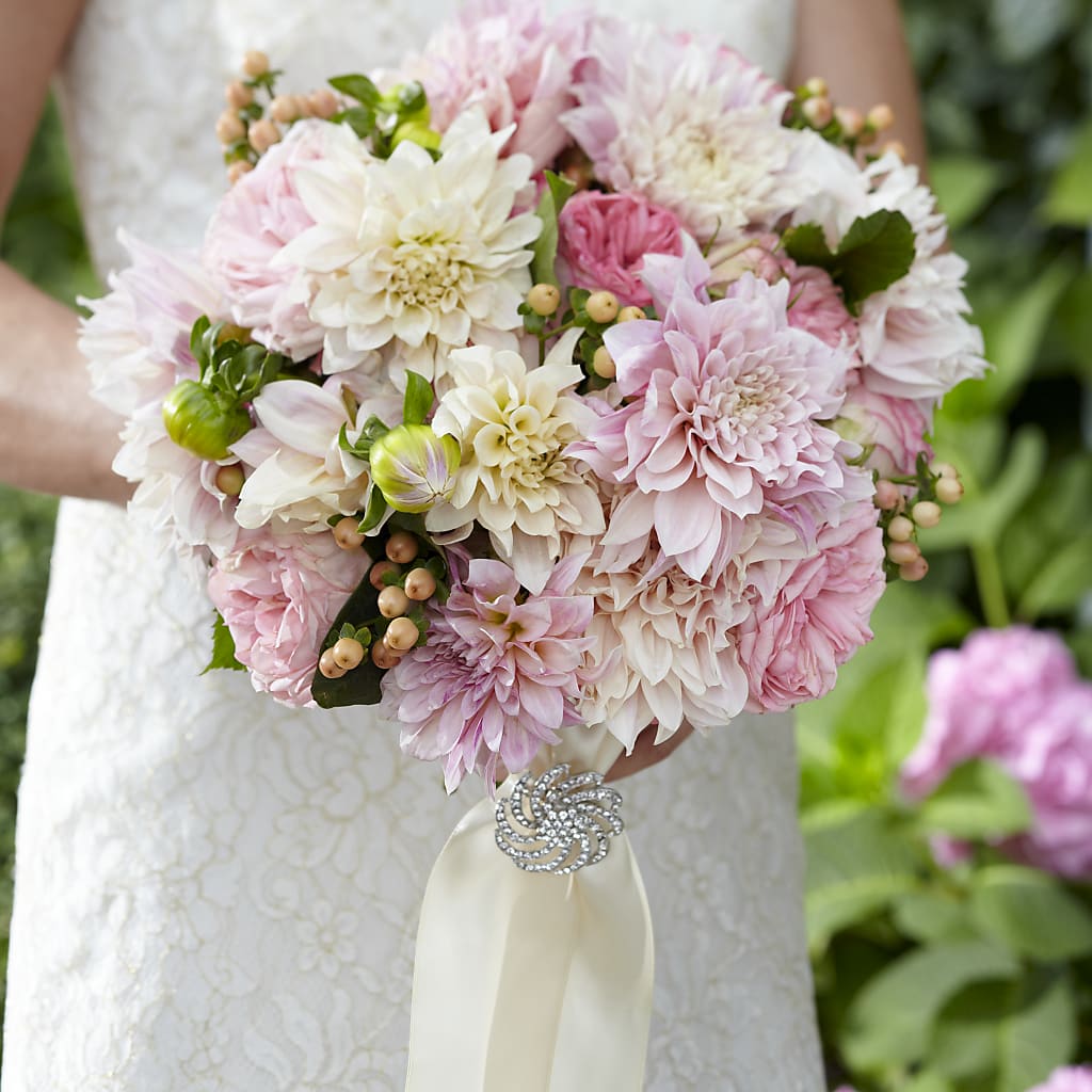 Heart's Promise Bouquet – SKIPS FLORIST & GIFTS, Toms River NJ
