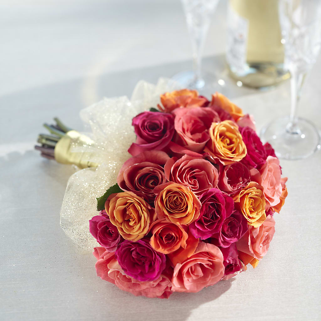 Sweet Roses Bouquet – SKIPS FLORIST & GIFTS, Toms River NJ