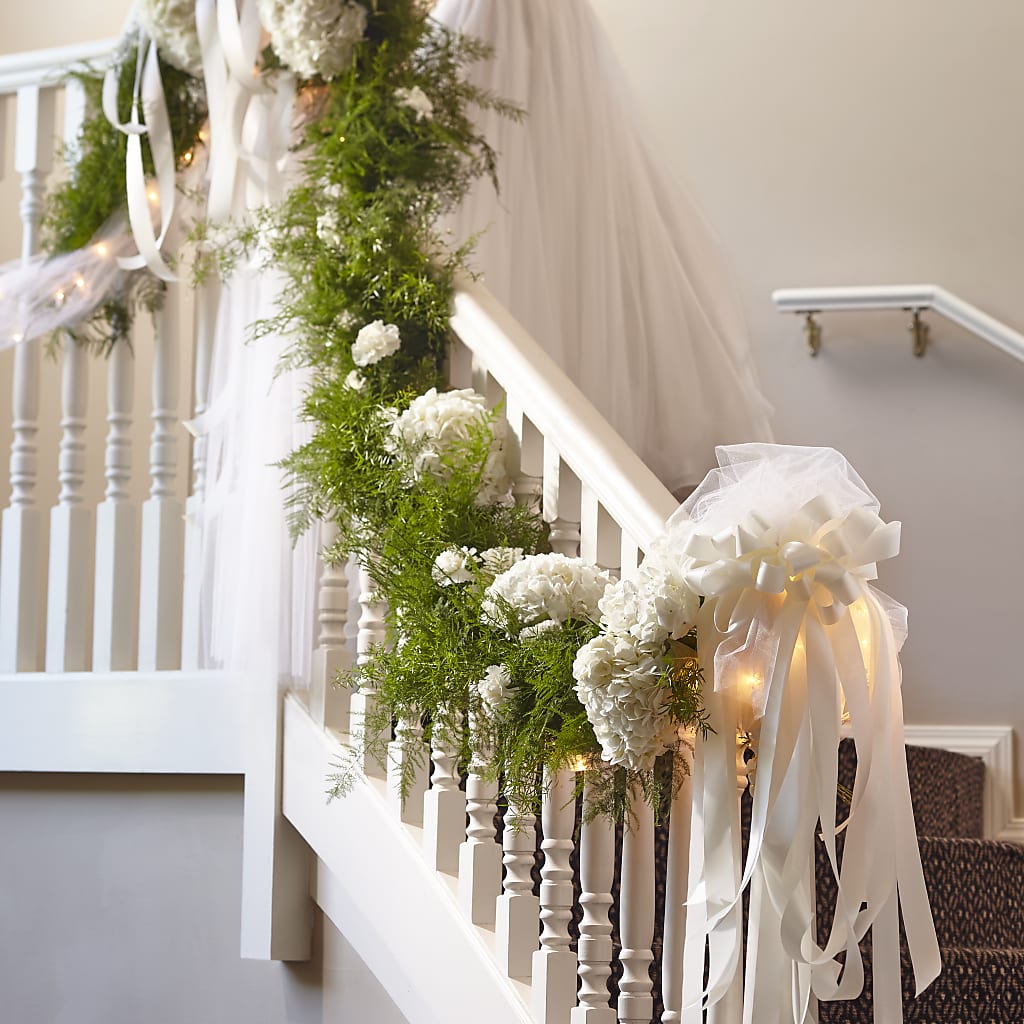 Champagne Dreams Garland – SKIPS FLORIST & GIFTS, Toms River NJ
