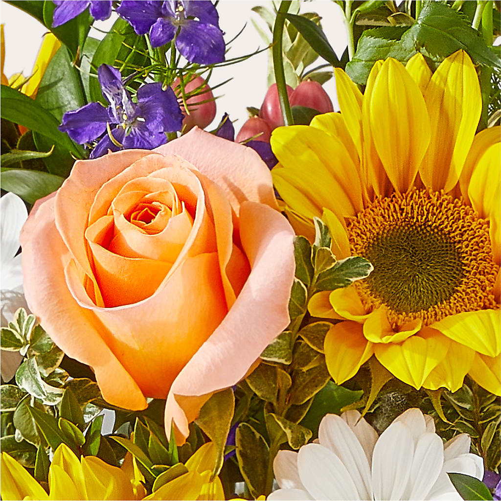 The Good Life Bouquet – SKIPS FLORIST & GIFTS, Toms River NJ
