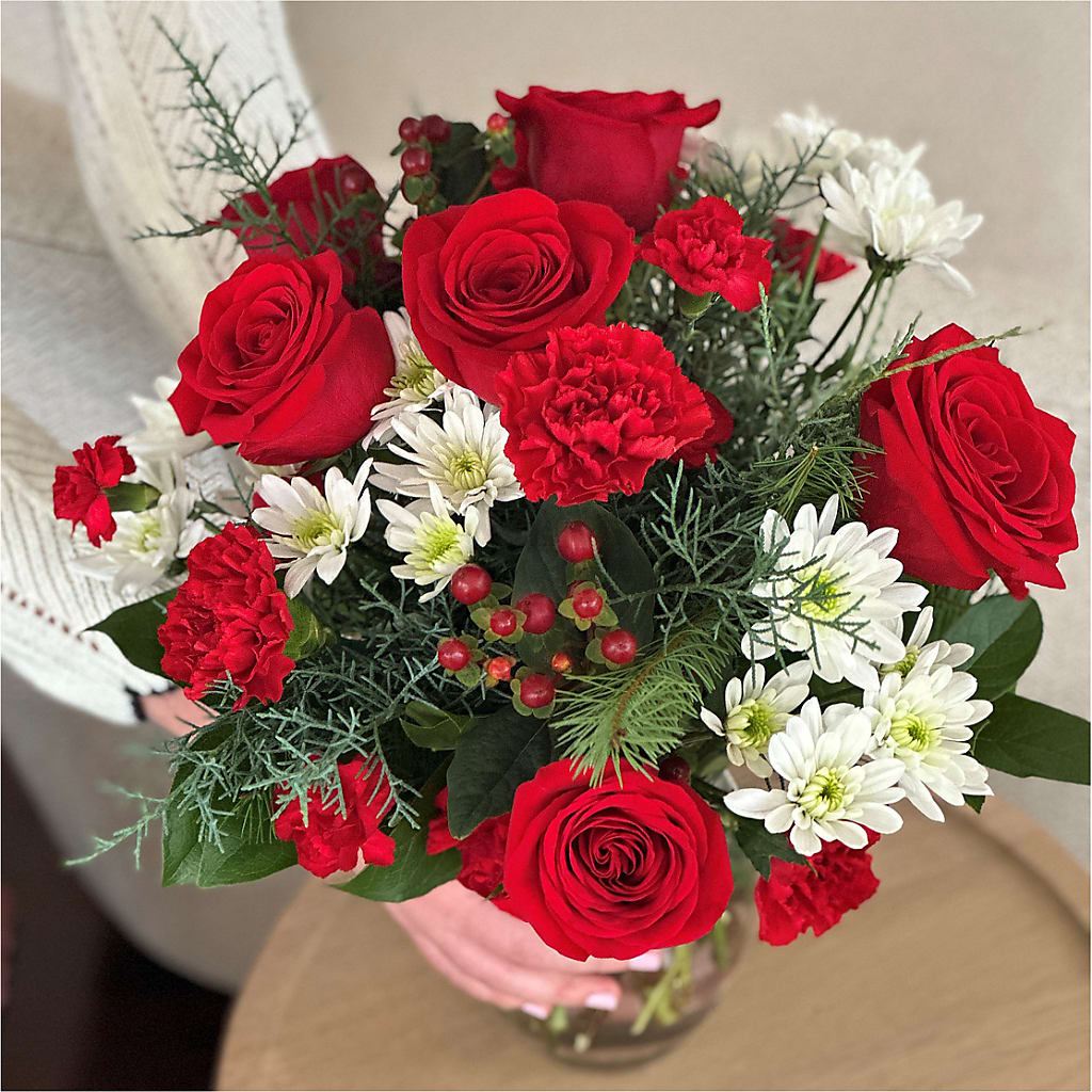 Seasonal Magic Bouquet – SKIPS FLORIST & GIFTS, Toms River NJ