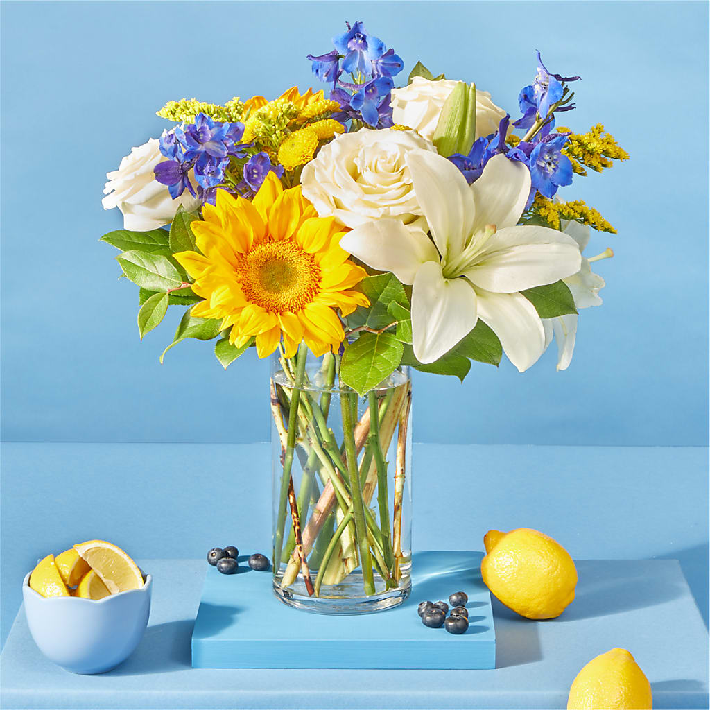 Stargazing Bouquet – SKIPS FLORIST & GIFTS, Toms River NJ