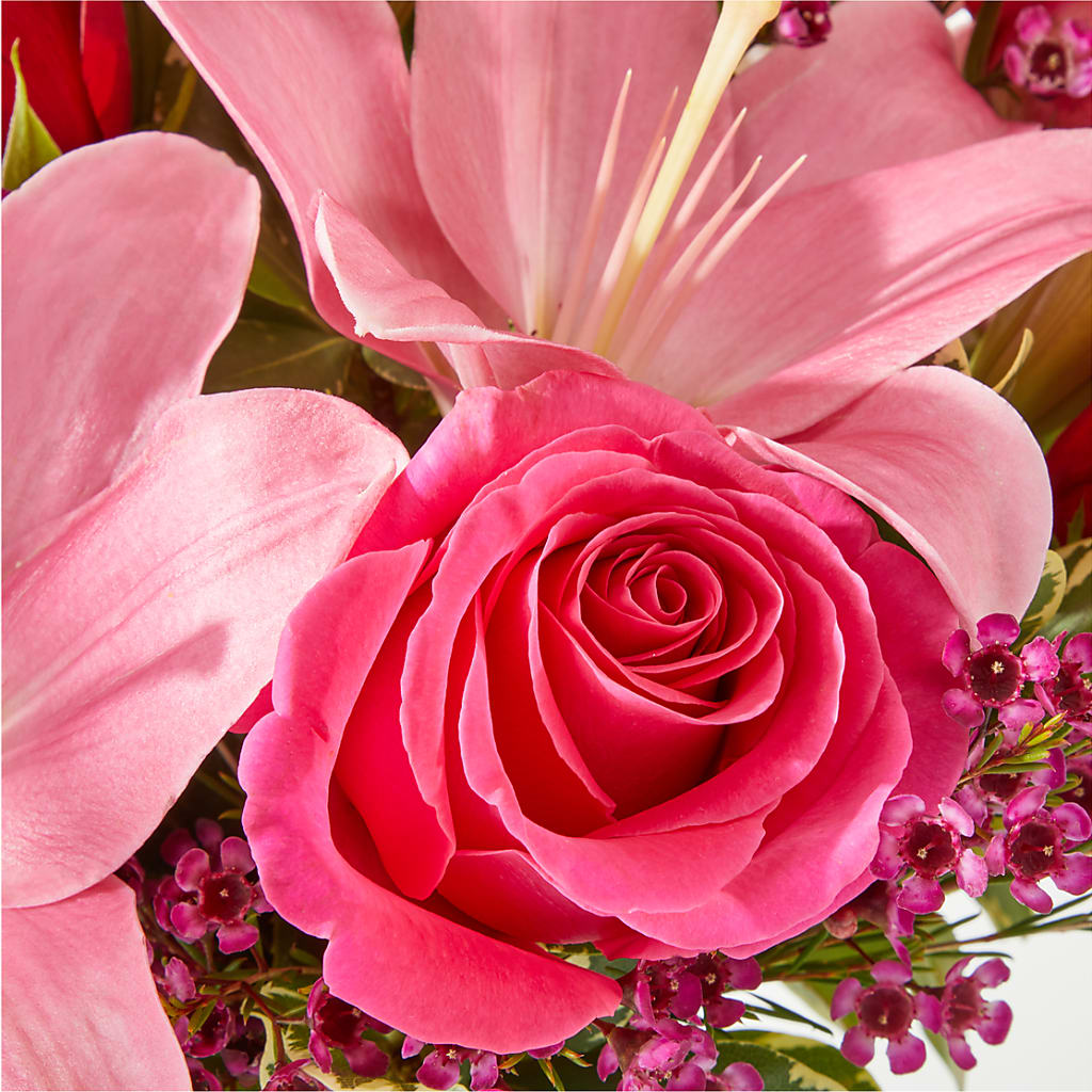 Lucky in Love Bouquet – SKIPS FLORIST & GIFTS, Toms River NJ