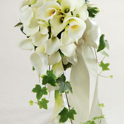 White Chapel Bouquet – SKIPS FLORIST & GIFTS, Toms River NJ